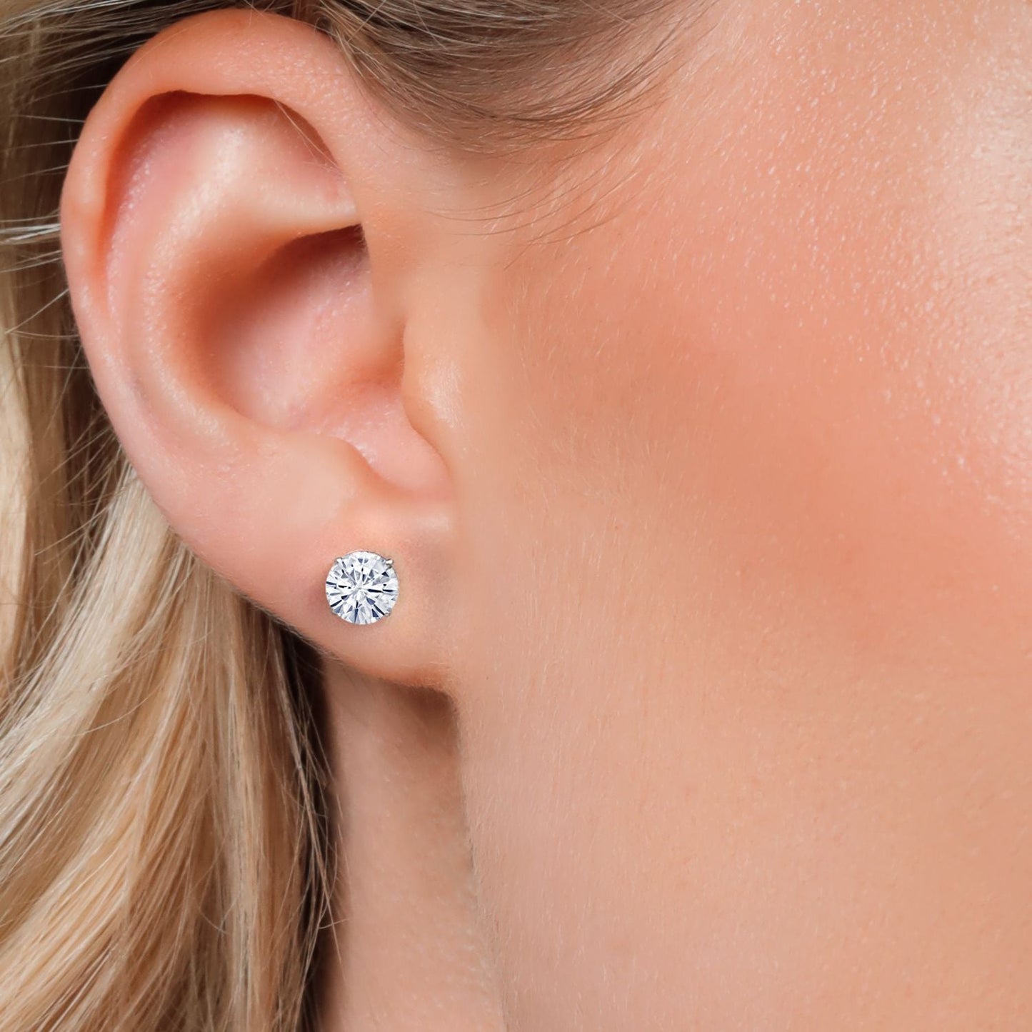 14K White Gold Round Forever Classic Moissanite Stud Earrings For Women Men (1.60 Cttw, Round 6MM)